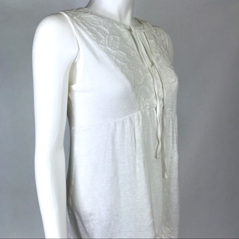 Banana Republic white linen sleeveless top -M